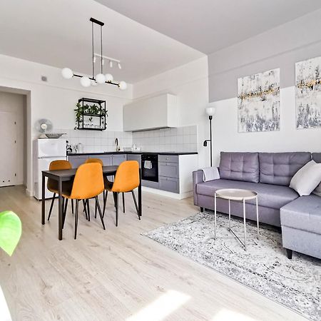 Spacious & Quiet Apt - Old Town & Kazimierz Krakow Luaran gambar