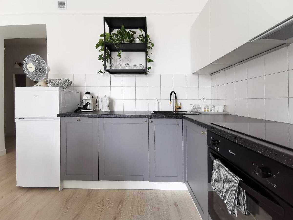 Spacious & Quiet Apt - Old Town & Kazimierz Krakow Luaran gambar